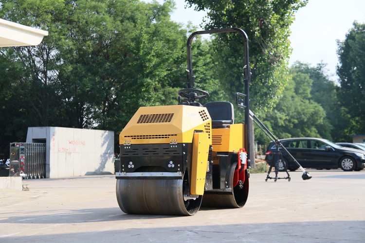 “明星款”小型壓路機(jī)，讓大家的選擇不再“迷路”！